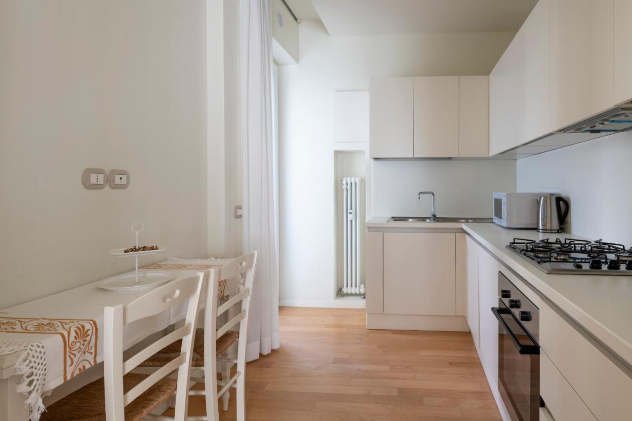 Casa Gramsci Luxury Apartment Pesaro Eksteriør billede