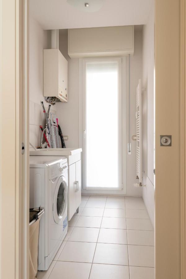 Casa Gramsci Luxury Apartment Pesaro Eksteriør billede