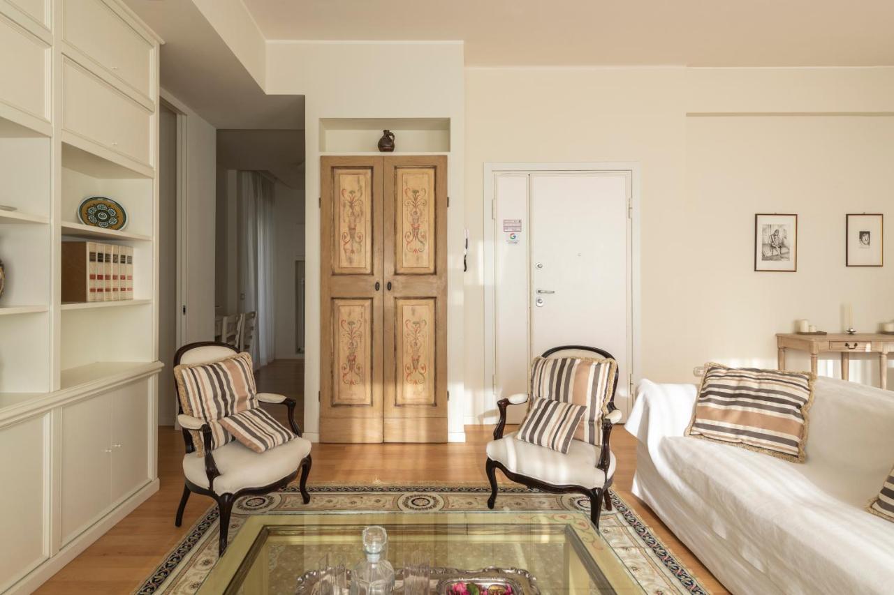 Casa Gramsci Luxury Apartment Pesaro Eksteriør billede